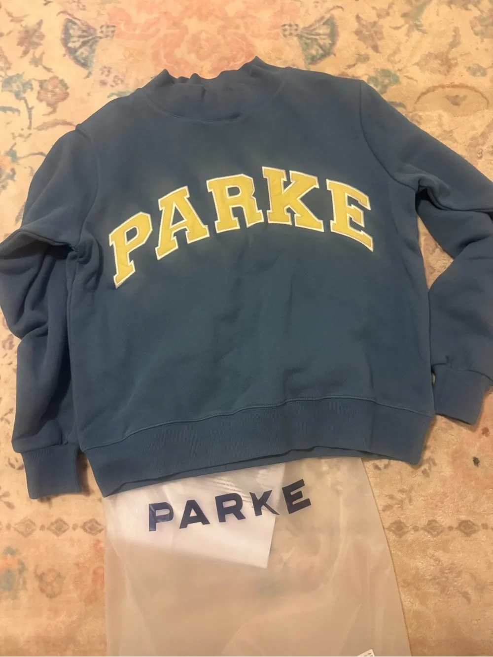 PARKE Summer Navy and Yellow Sweatshirt